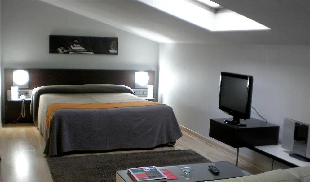 Atenea Rekord Suites برشلونة فندق