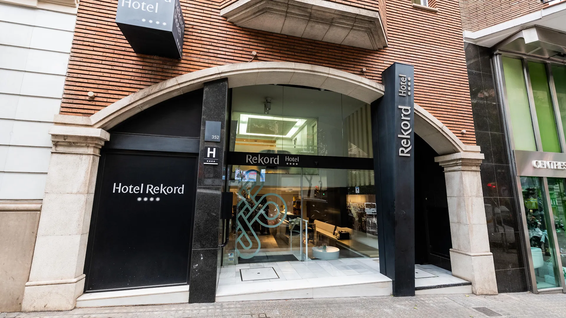 Atenea Rekord Suites Barcelona