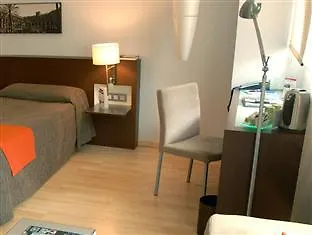 Atenea Rekord Suites Barcelona Hotel