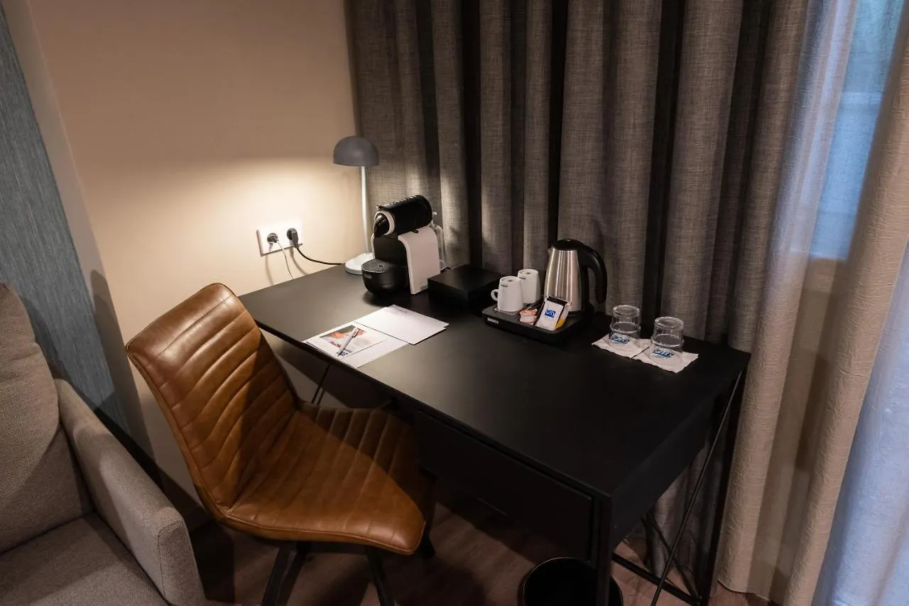 Atenea Rekord Suites Barcelona Spain