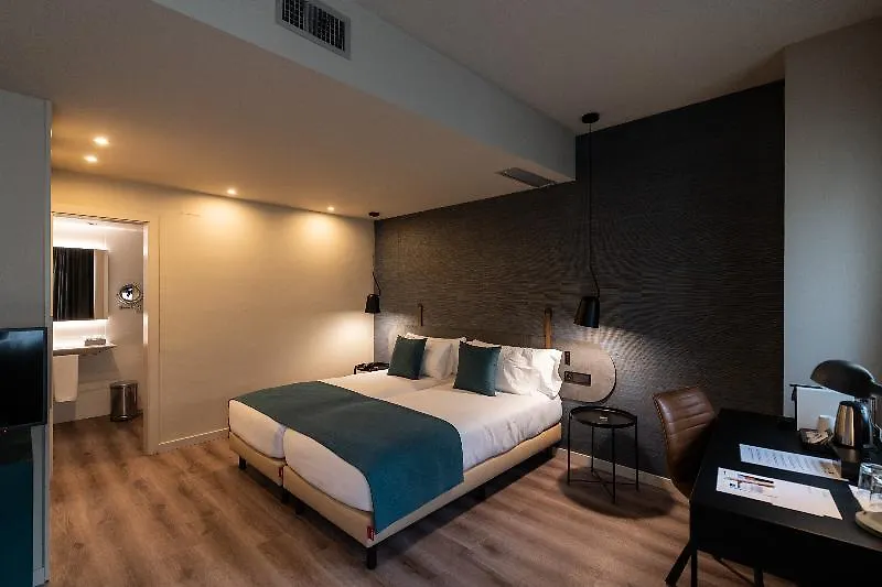Hotel Atenea Rekord Suites Barcelona