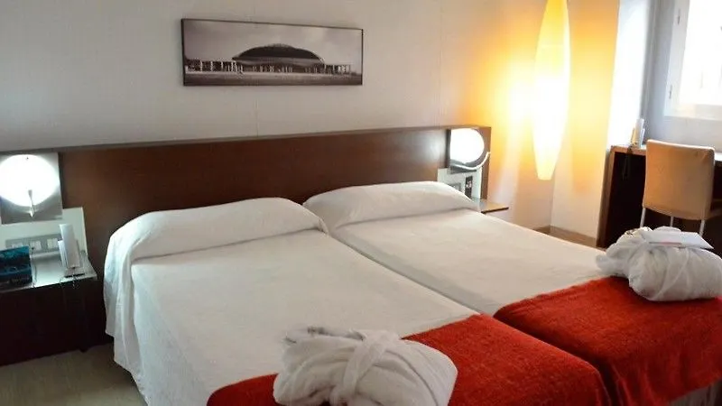 Atenea Rekord Suites Barcelona Espanha